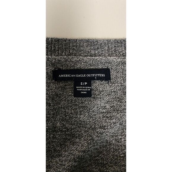 American Eagle Long Sleeve Oversized Sweater Gray Womens Pullover Knit S/P - Picture 6 of 9